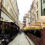 Roof 弗罗茨瓦夫